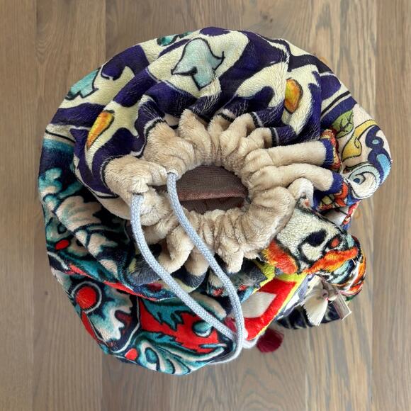 NWT Johnny Was Moda Cozy Soft Drawstring Bag No Blanket Boho Floral Multicolor - Picture 7 of 10